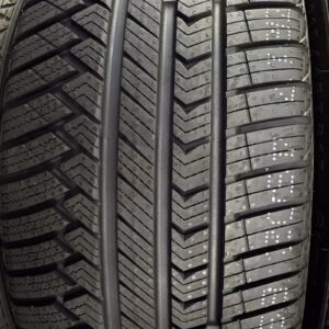Sailun Atrezzo 4Seasons PRO 225/65 R17 106V